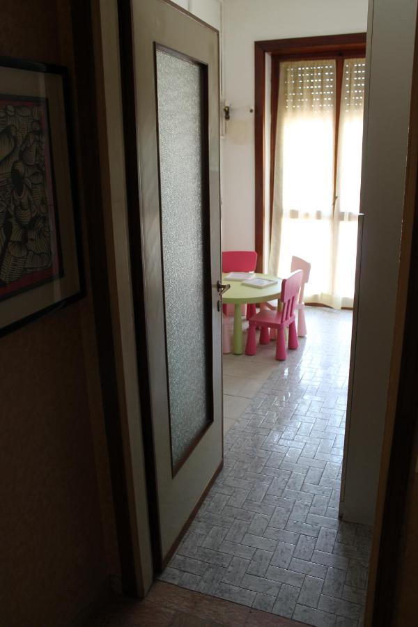L'Appartamento Della Stazione Di Saronno Esterno foto