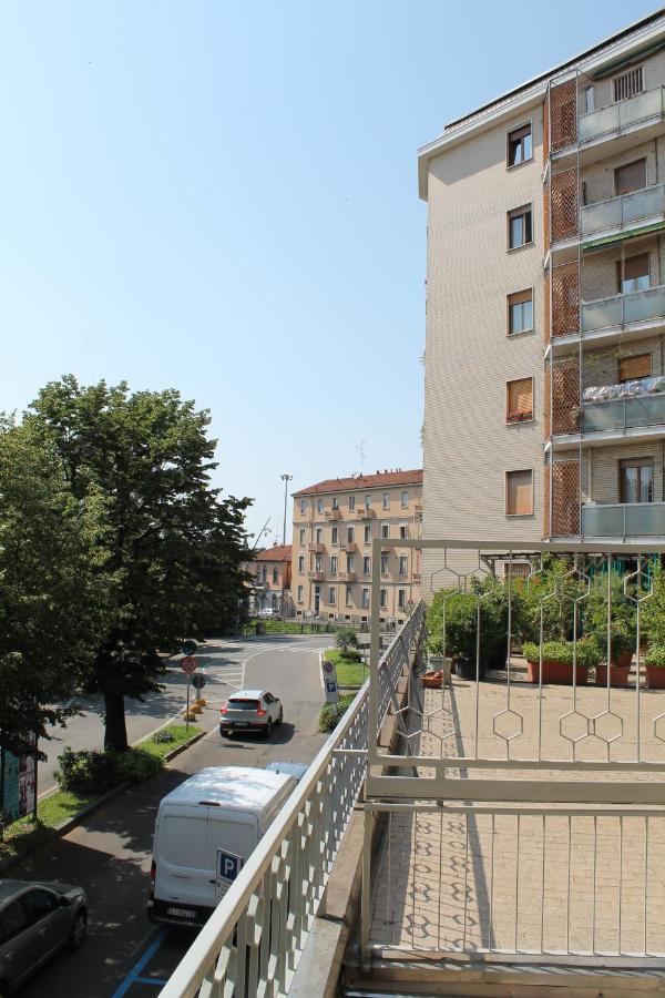 L'Appartamento Della Stazione Di Saronno Esterno foto